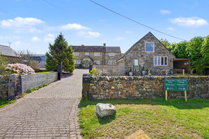 Darley Road Stone Edge